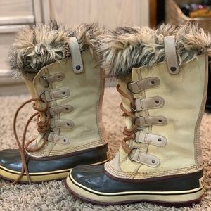 SOREL Women's Joan of Arctic